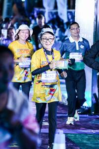 BIB: 
                            <button type="button" onclick="openModal(26345761)" class="btn btn-primary btn-sm float-right btn-popup" data-toggle="modal" data-target=".modal-high-quality">
                        <i class="fas fa-shopping-cart"></i> Add to Cart
                    </button>
                                            <button type="button" onclick="isThisMe(26345761, true)" class="btn btn-success btn-sm float-right btn-popup btn-isme hidden" data-toggle="tooltip" data-placement="bottom" title="นี่คือรูปของคุณใช่ไหม คลิกที่นี่เพื่อเอาเข้าอัลบั้ม">
                        <i class="fas fa-plus"></i> Add to album
                    </button>
                    <button type="button" onclick="isThisMe(26345761, false)" class="btn btn-warning btn-sm float-right btn-popup btn-isnotme hidden">
                        <i class="fas fa-ban"></i> Remove from album
                    </button>